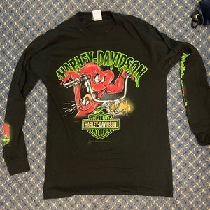 Medium Men’s vintage Looney Tunes / Harley Davidson long sleeve shirt